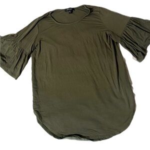 Olive green Karen Kane women’s top with short bell sleeves